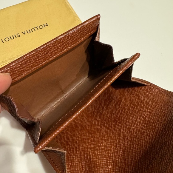 Louis Vuitton monogram cardcase - Picture 7 of 13